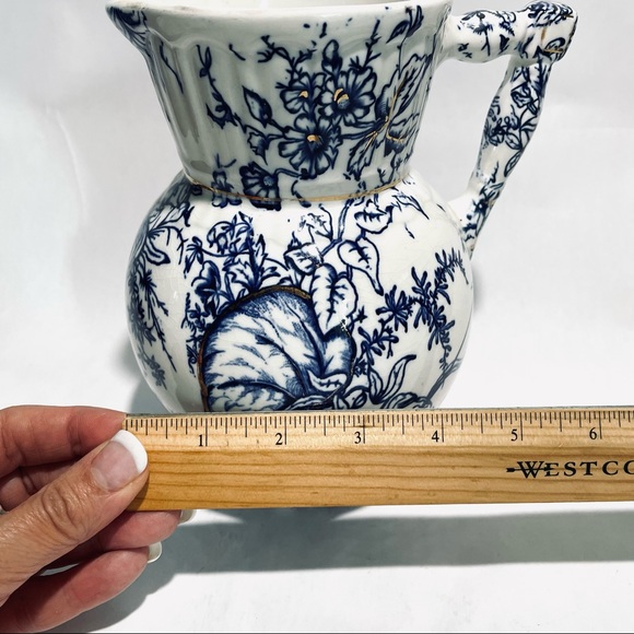 Blue & white floral ceramic Tea pitcher - Picture 6 of 11
